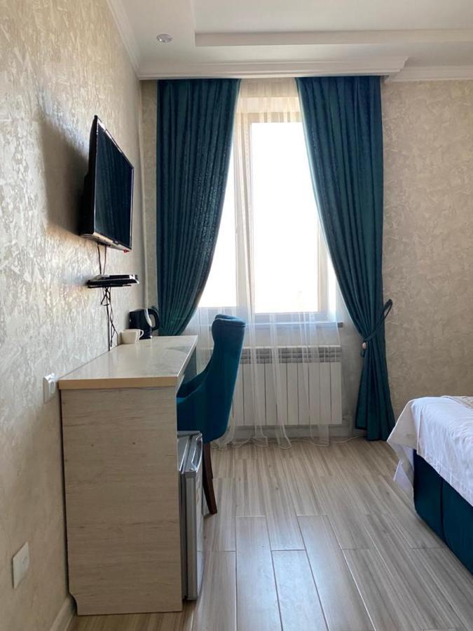 Comfort Hotel Turkistan Luaran gambar